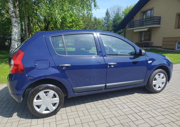 Dacia Sandero cena 13900 przebieg: 204000, rok produkcji 2011 z Dziwnów małe 562